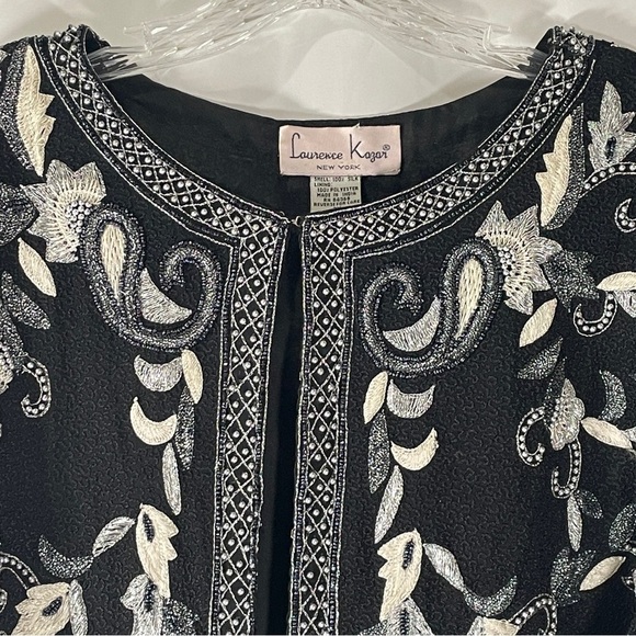 Laurence Kazar Black and White Floral Blazer - Picture 2 of 16